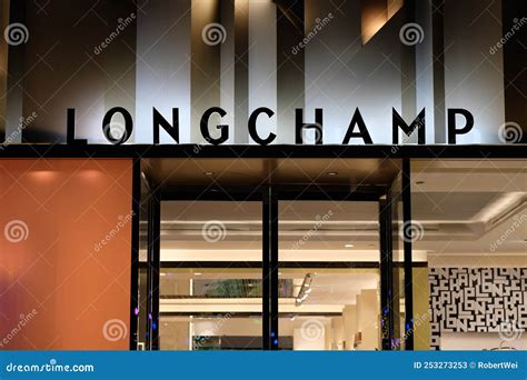 Longchamp (empresa) .